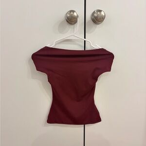 Aritzia ravish top Off-Shoulder Burgundy